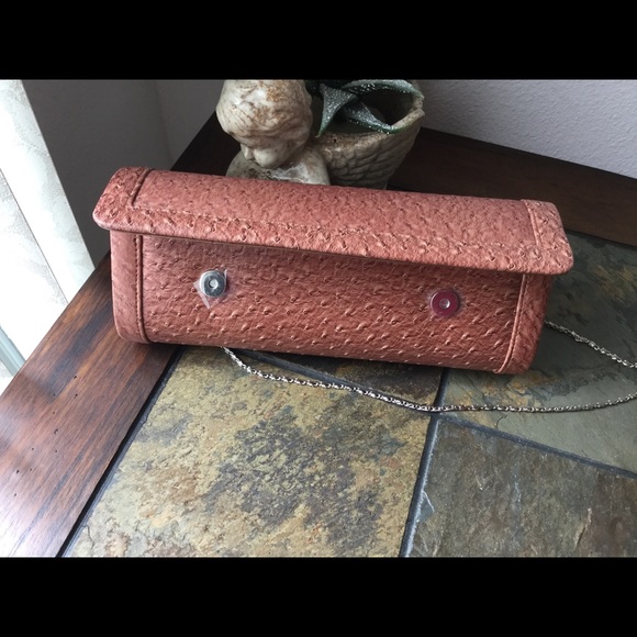 Clutch - Picture 4 of 8